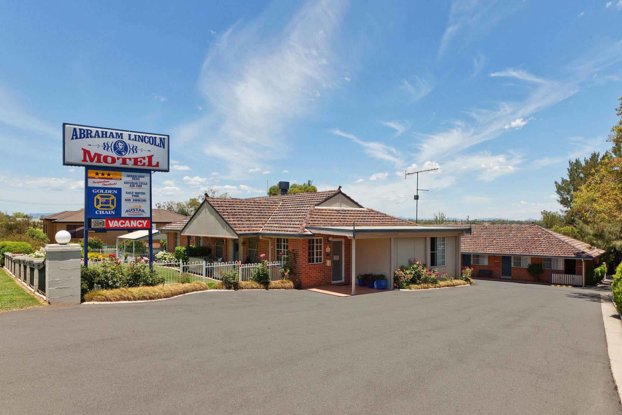 Abraham Lincoln Motel Tamworth Dış mekan fotoğraf